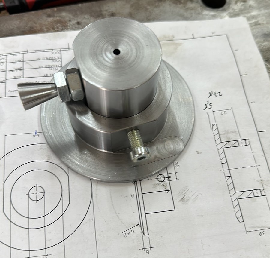 Locking mechanism for winding machine